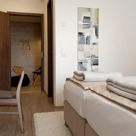 Opus The Palace-the Chic Downtown Оффенбах